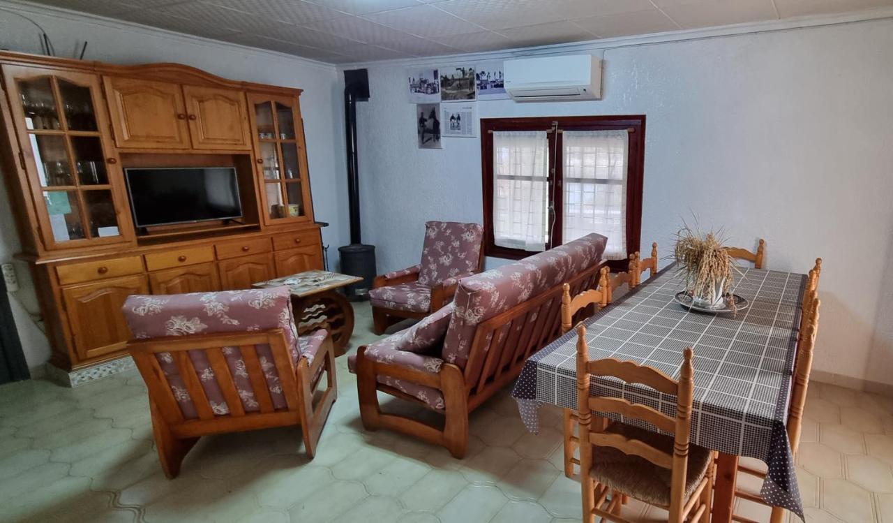 Casa Rural Carme De Nelis Deltebre Eksteriør bilde